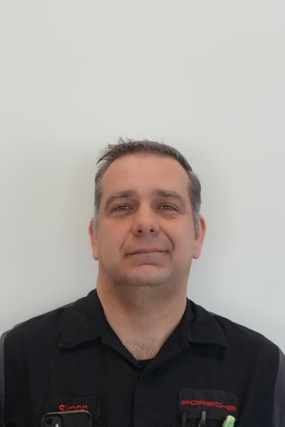 Photo of Simon Nelson
